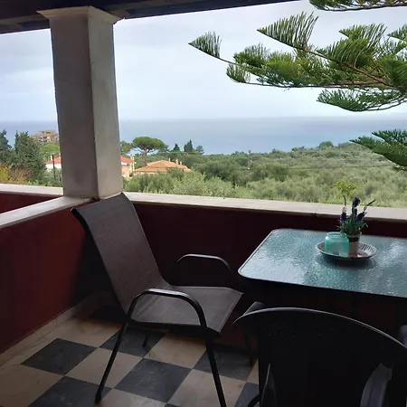 Dali Iii Sea View *